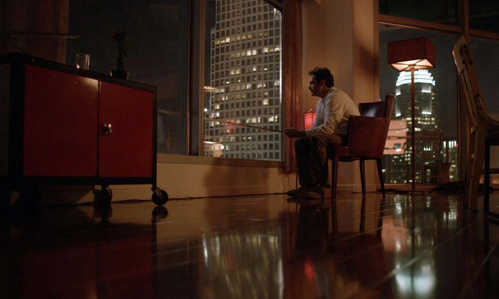 Solidão Conectada: O Paradoxo das Redes Sociais